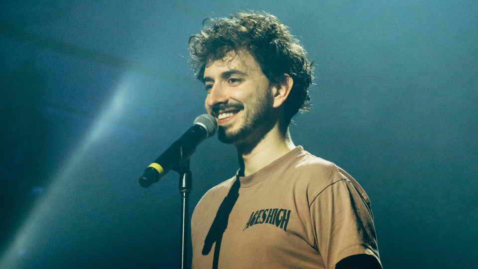 Photo de Mathieu Madénian